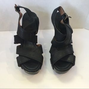 Lucky brand jeans black leather platform heels 9
